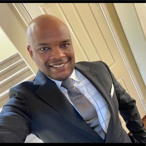 Meet your Posher, Stephen